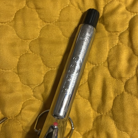 Black and Silver Hair Curling Iron 3/4 - Picture 3 of 4